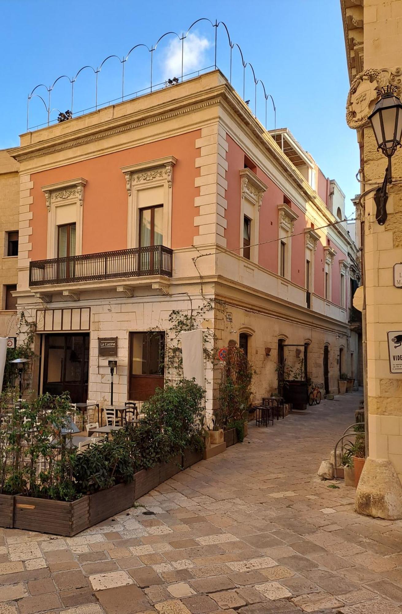 Palazzo Dei Tolomei Lecce Exteriör bild